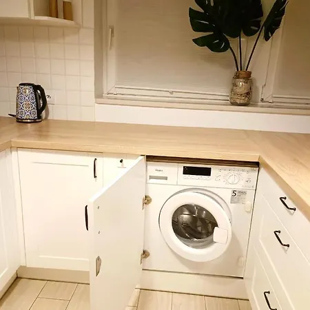 2rm - Spacious & Quiet - Center 15 Min - Metro 2 Min - By Globe Nests *