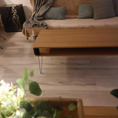 2rm - Spacious & Quiet - Center 15 Min - Metro 2 Min - By Globe Nests * Varşova